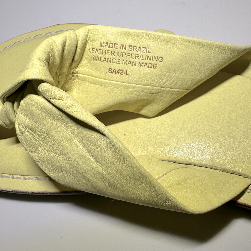 Bernardo x Anthropologie - ‘Lillian’ Thong Sandal - Picture 4 of 5